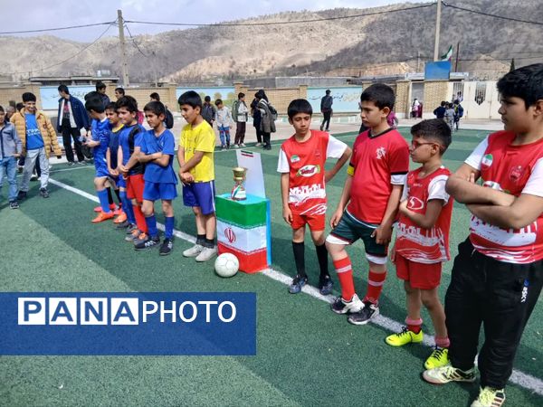 قهرمانان مسابقات جام ایرانیان یادواره شهدای دانش‌آموزی جنگ ۱۲ روزه در چاروسا معرفی شدند