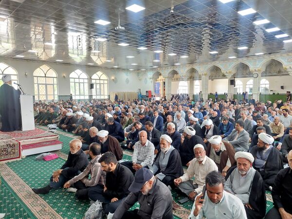 برگزاری نماز جمعه در کاشمر 