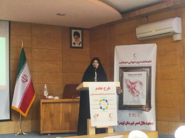 اجرای طرح هر محله یک خادم هلال در تویسرکان