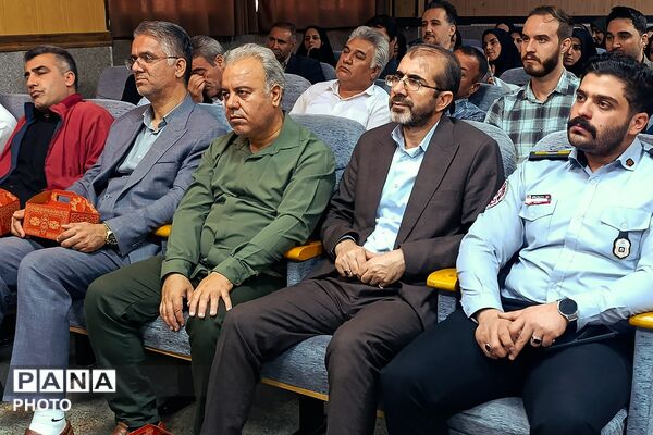 نکوداشت پدافند غیرعامل در سازمان آتش‌نشانی نسیم‌شهر