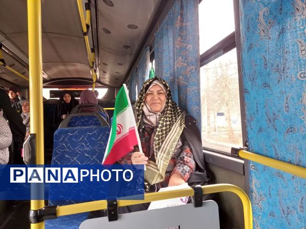 حضور پرشور مردم سلحشور فردیس در راهپیمایی ۲۲ بهمن