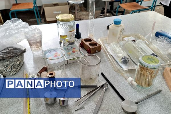 داوری مرحله استانی محور فعالیت های آزمایشگاهی جشنواره نوجوان خوارزمی در پژوهشرای دکتر حسابی