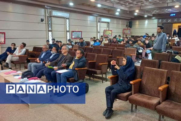 رقابتی از رنگ فرهنگ و هنر؛  هنرنمایی دانش‌آموزان در دیار شیخ جام