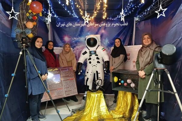 غرفه پژوهش سرای زکریای رازی، جذاب ترین غرفه نمایشگاه دستاوردهای پژوهشی دانش آموزان شهرستانهای تهران 