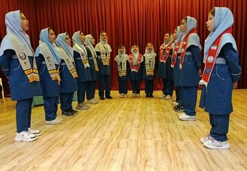 جشن آغاز سال تحصیلی جدید دبستان بنت الهدی صدر۲ در کانون مهرتابان نیشابور