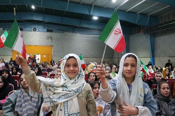جشن میلاد امیرالمومنین(ع) و روز پدر با حضور پرشور شهروندان قرچکی