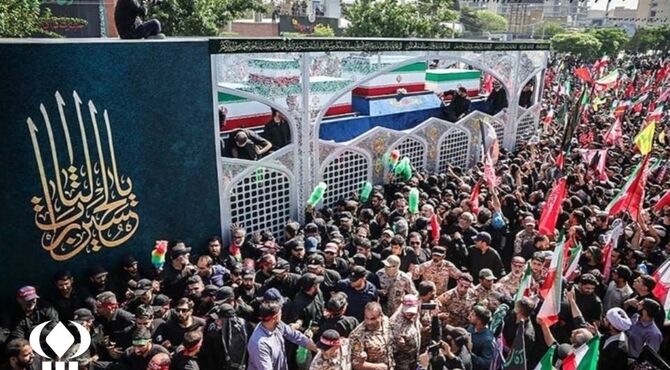 خروش عاشقان در آخرین وداع با رهبر شهید