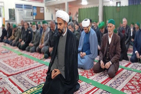 اقامه نماز جمعه در شهر بار نیشابور