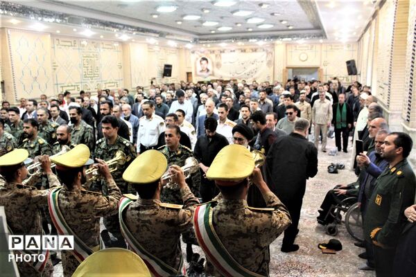 گلباران مزار شهدای حماسه آزادسازی خرمشهر در قم