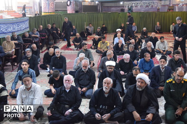 فارسان در عطر معنویت نماز جمعه 