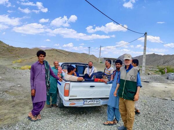 خدمت‌رسانی گروه جهادی ایثارگران بوشهر در بشاگرد