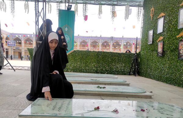 شادپیمایی بزرگداشت حضرت شاهچراغ(ع)