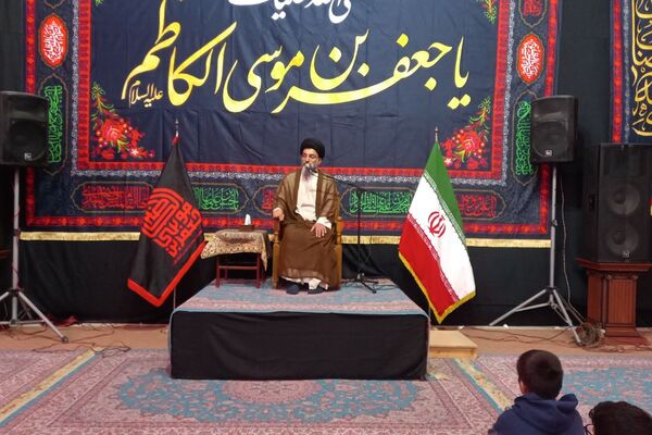 مراسم عزاداری هیئت‌های دانش‌آموزی مدارس پیشوا به مناسبت شهادت امامزاده جعفر(ع) در حرم مطهر آن حضرت