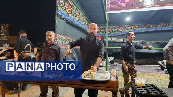 تاسوعا و عاشورا حسینی روز لب‌‌های تشنه و دل‌های سیراب از ایمان