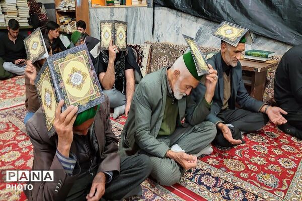 مراسم قرآن به سر در سومین شب قدرمسجد جامع شهر بار 