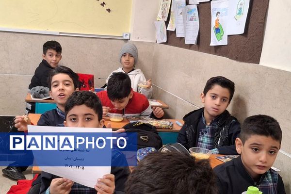 سه‌شنبه های مهدوی در دبستان ایمان ناحیه دو شهرری 