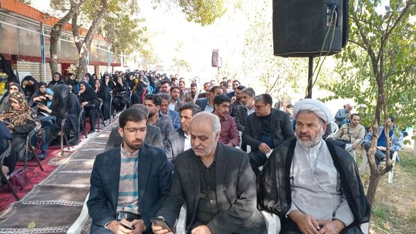 مشاوران مدارس بازوی توانمند مراقبت روح و روان دانش‌آموزان