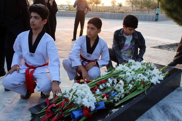 بیست و پنجمین سالگرد پهلوان یعقوبعلی شورورزی در آرامگاه مشاهیر نیشابور 