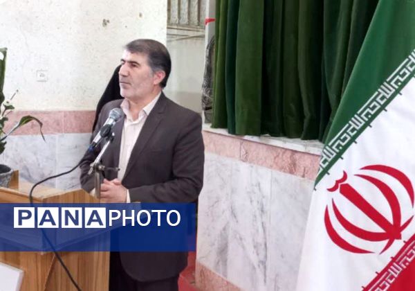 آیین نواختن زنگ معلم در دبیرستان نمونه دولتی فراهی فاروج همزمان با سراسر کشور