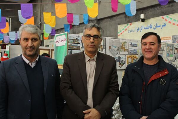 نمایشگاه دست‌سازه‌های هنرستان‌های ناحیه۲ زنجان