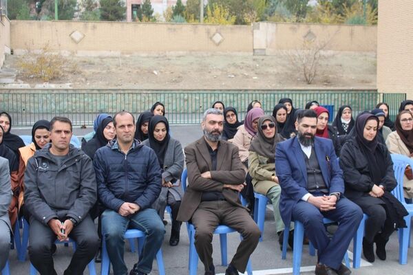 افتتاح زمین چمن مصنوعی دبستان شهدای پاسدار؛ گامی برای نشاط و سلامت دانش‌آموزان