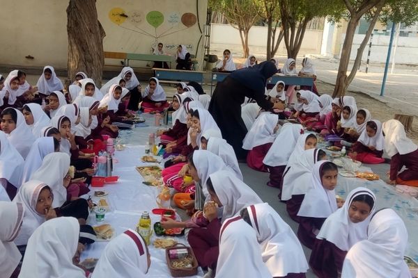 برگزاری صبحانه سلامت در مدارس فین