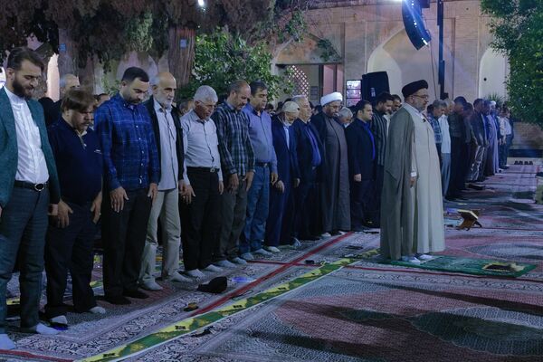 مراسم هفتمین روز درگذشت شهدای خدمت در حرم علی ابن حمزه (ع) شیراز