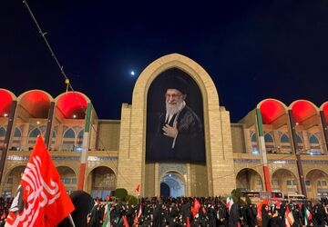 طوفان غم در کوچه‌های تهران؛ وداع میلیونی مردم با رهبر شهید