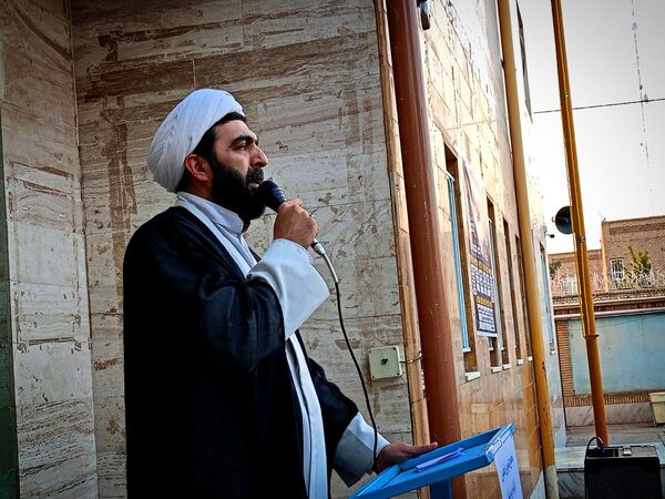 اولین جلسه انجمن اولیا و مربیان دبیرستان میثاق