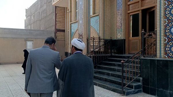 بازدید مسئولین اداره آموزش و پرورش از حوزه علمیه مکتب نرجس کاشمر