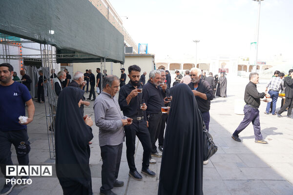 عزاداری تاسوعای حسینی در حرم حضرت معصومه(س)