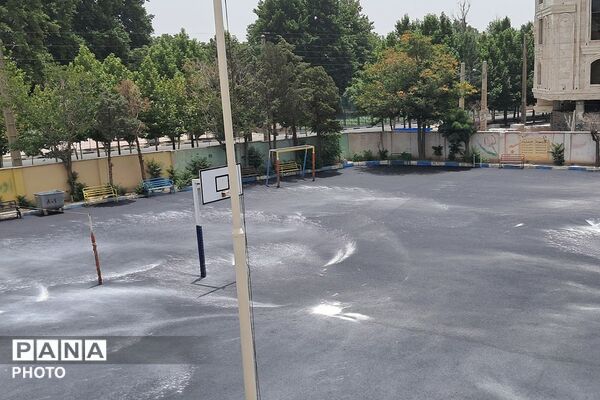 دبستان بعثت ۲ آماده استقبال از دانش‌آموزان در قالب پروژه مهر
