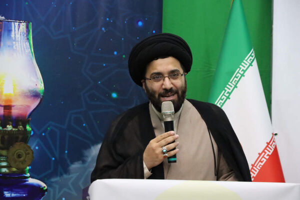 گردهمایی استعدادهای قرآنی دانش‌آموزان شهرستان اسلامشهر