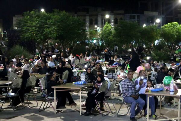 محفلی با حضور کودکان و خانواده‌ها در دانشگاه قم