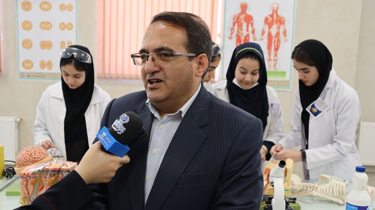 هدف از برگزاری جشنواره نوجوان خوارزمی، شناسایی و پرورش استعداد هاست