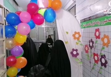 ورود نوجوانان به مراسم معنوی اعتکاف مسجد جامع ورزن شهردیباج