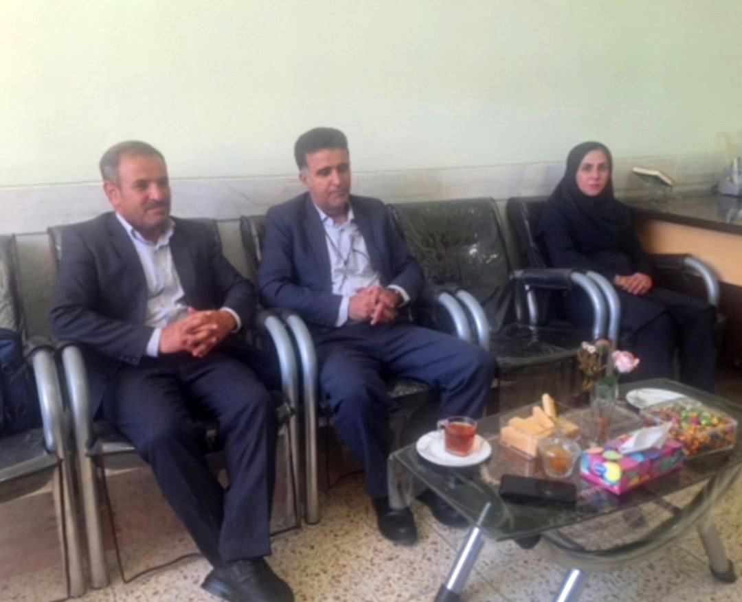 کوله‌پشتی دانش‌آموزان باید مالامال از دانش، توانش و نگرش‌های مثبت باشد