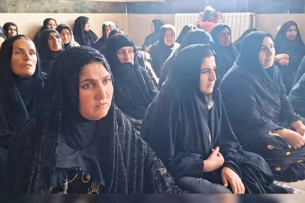 جلسه انجمن اولیا و مربیان در دیشموک با محوریت ارتقای کیفیت آموزش و تربیت