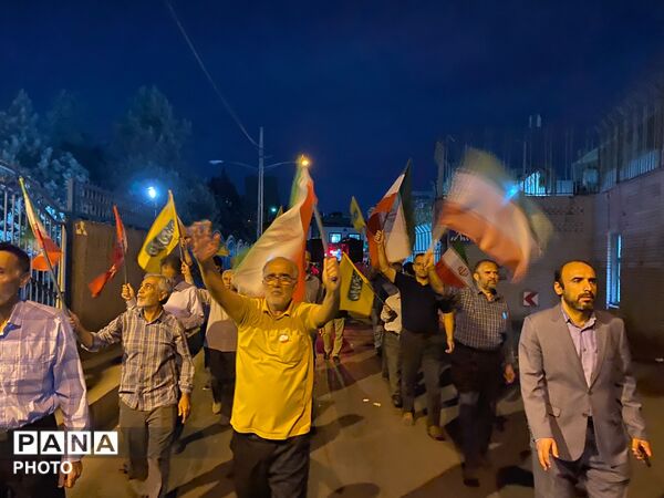 طنین‌ صدای شعار «مرگ بر آمریکا و اسرائیل» در فلکه سوم خزانه 