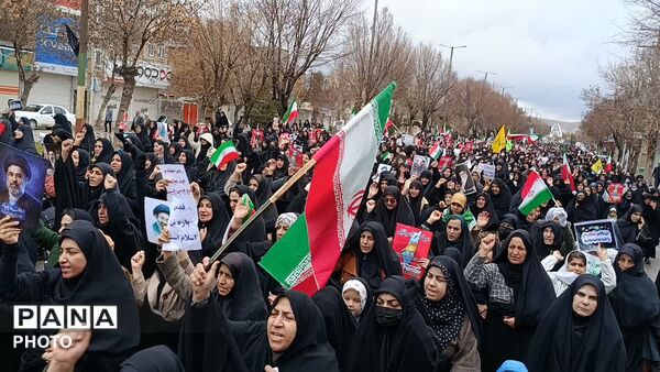حضور پرشور مردم نورآباد دلفان در راهپیمایی روز جهانی قدس