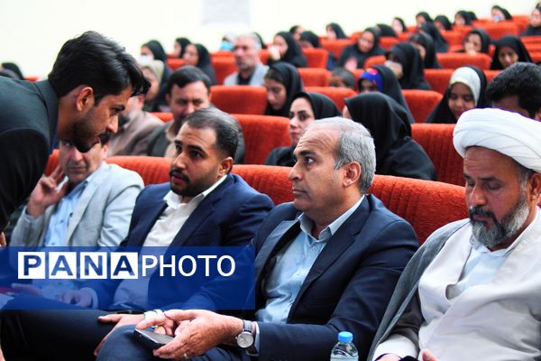 دانشجو؛ پرچم‌دار امید، آگاهی و حرکت به سوی پیشرفت