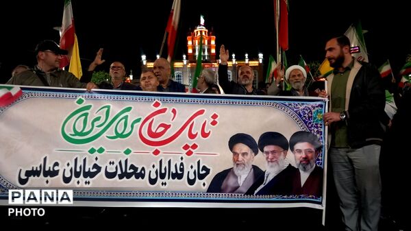 حال و هوای نوجوانی در خیابان‌های تبریز