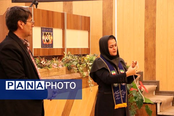 برگزاری کارگاه ضمن خدمت پیشتازان در سملقان