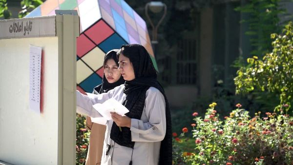 آزمون های کاردانی به کارشناسی ناپیوسته و کاردانی  در دانشگاه فردوسی مشهد