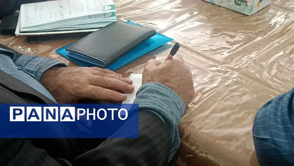 دومین جلسه مدیران متوسطه دوم نیشابور در دبیرستان ابوذر غفاری