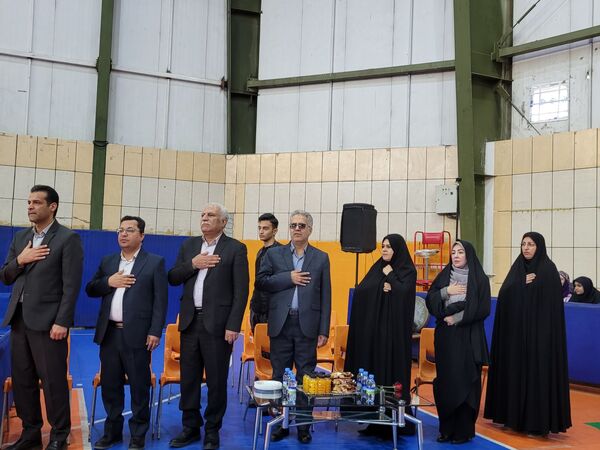مسابقات میان مدرسه‌ای و افتتاحیه جام اقتدار توسط دبیرستان مصلی نژاد حضرت زهرا (س)