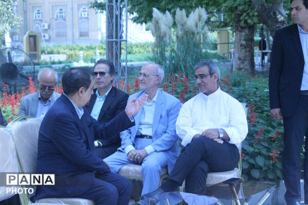 نشست خبری استاندار خراسان رضوی در قاب پانا 