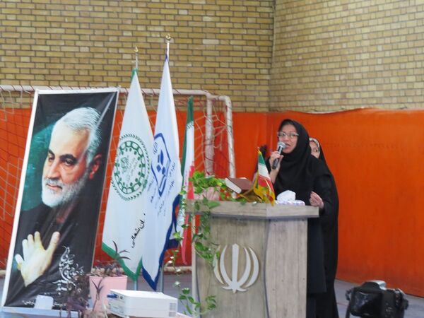 همایش پیشگیری از آسیب‌های چهارشنبه سوری در دبیرستان نرجس بجنورد