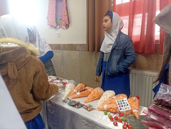 بازارچه در دبستان کبری سرشته 