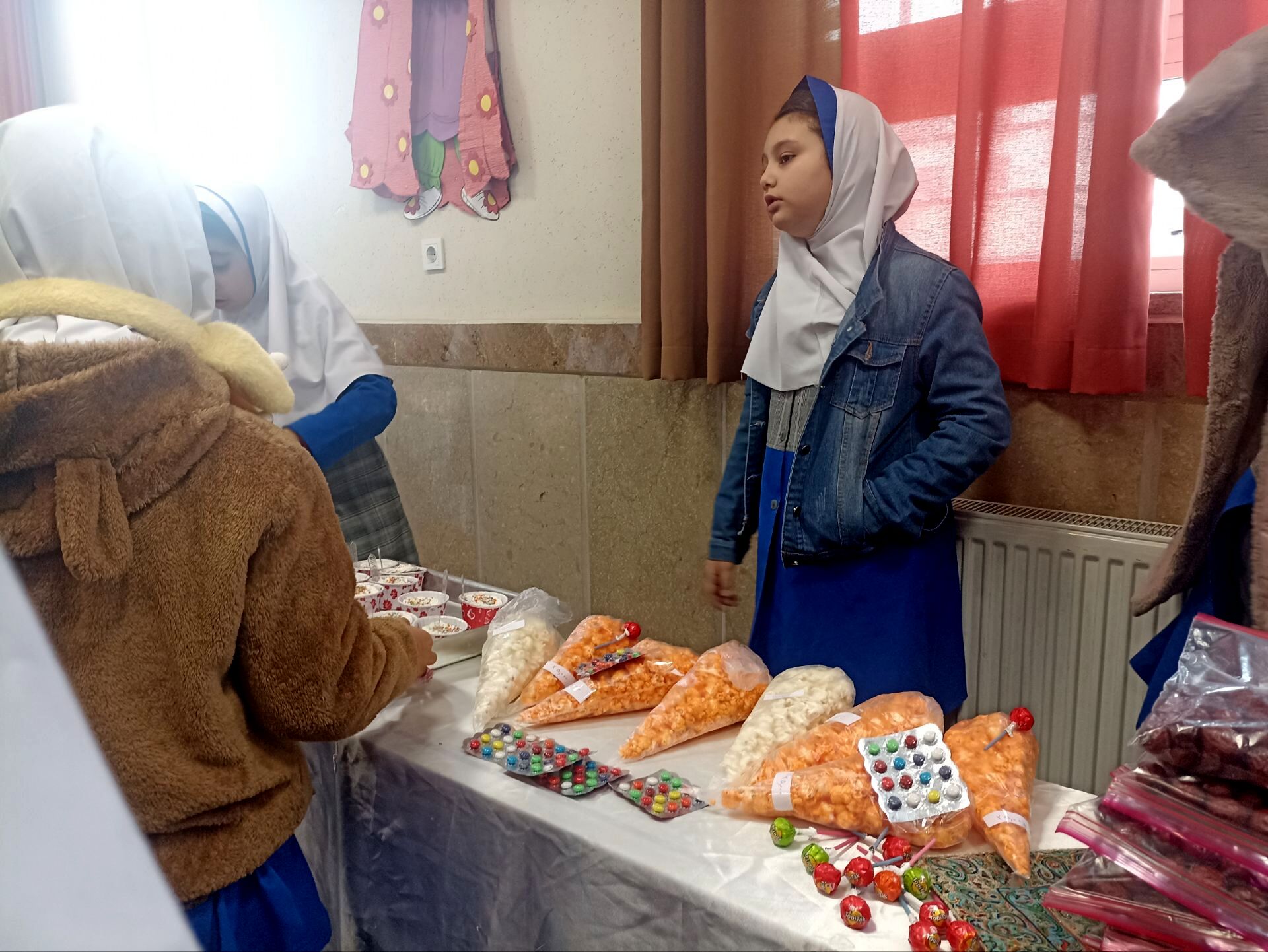 بازارچه در دبستان کبری سرشته 